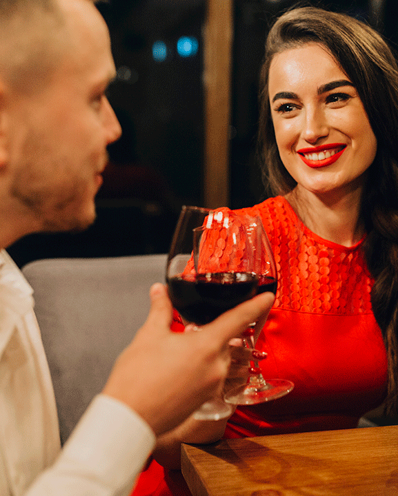 Vive momentos únicos junto a tu pareja gracias a estos vinos